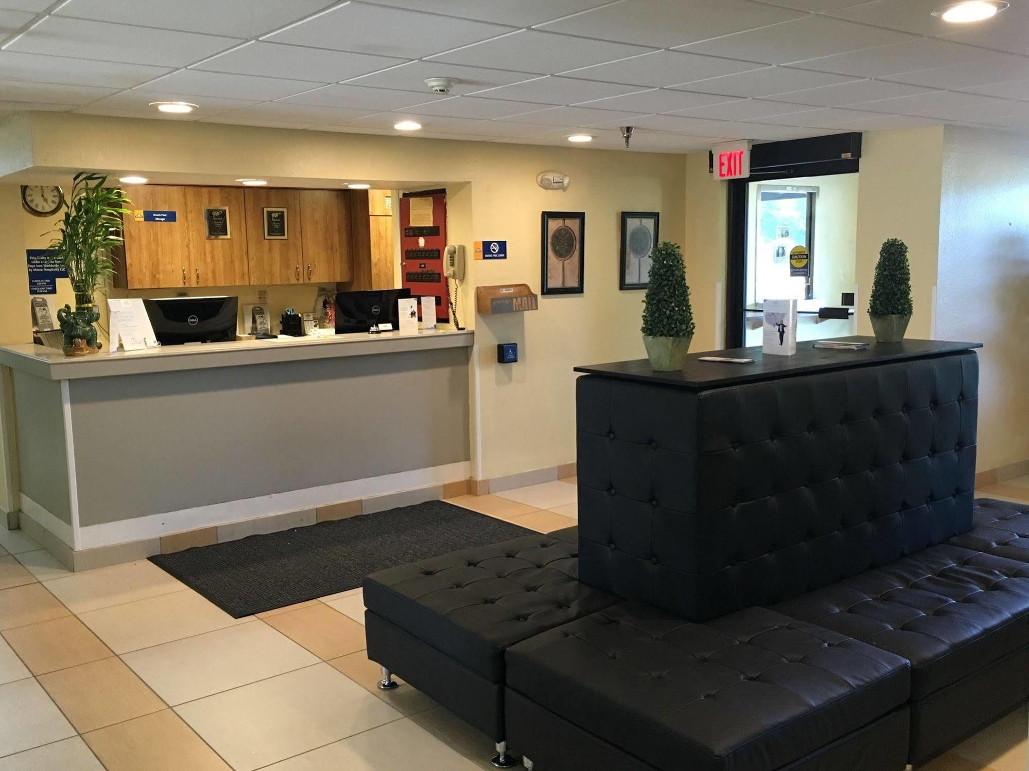 Days Inn By Wyndham Leominster/Fitchburg Area Exterior foto